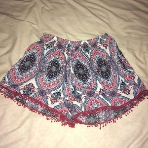 Charlotte Russe print shorts (size small)